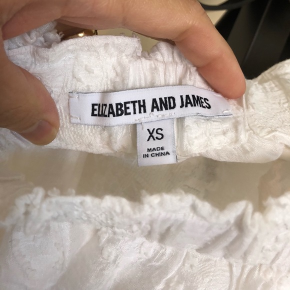 Elizabeth&James Geneva off shoulder Fil Coupé top - Picture 4 of 7